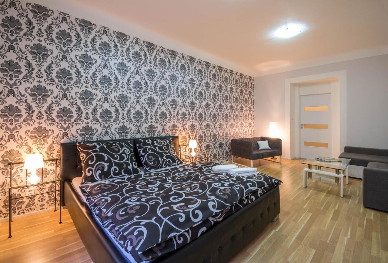 Chest Design Apartments Прага Екстер'єр фото