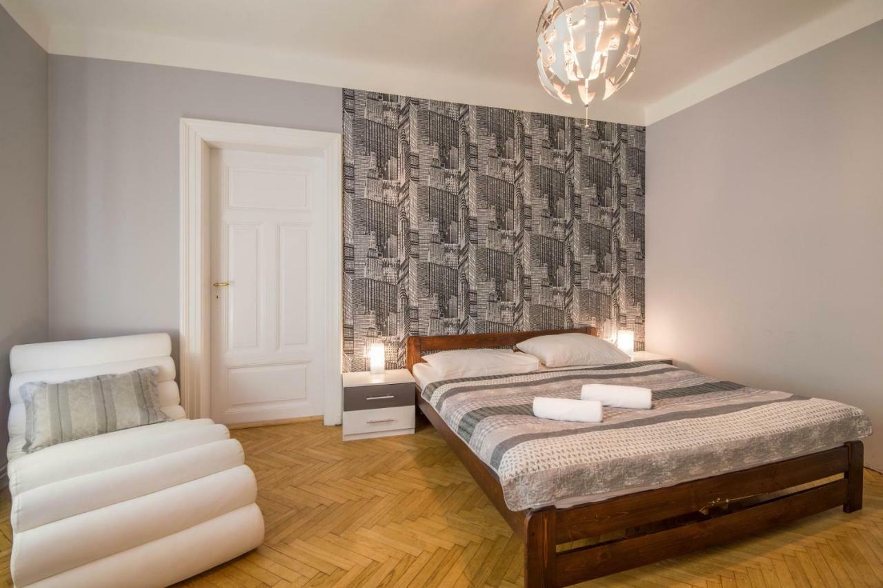 Chest Design Apartments Прага Екстер'єр фото